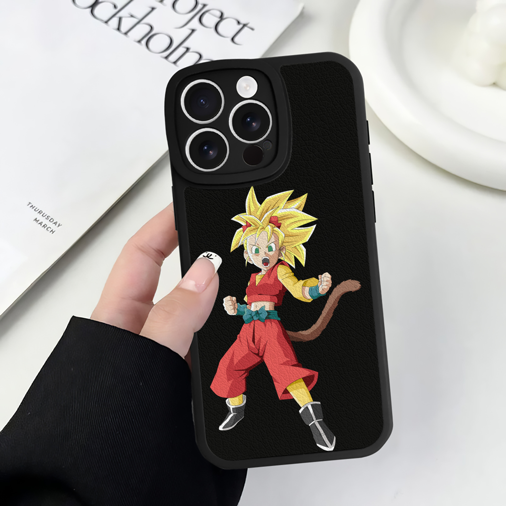 （画像用） ドラゴンボール カリフラ DRAGON BALL Caulifla 【iPhone 16シリーズ対応】シリコンスマホケース（レザー調） 材質：シリコン